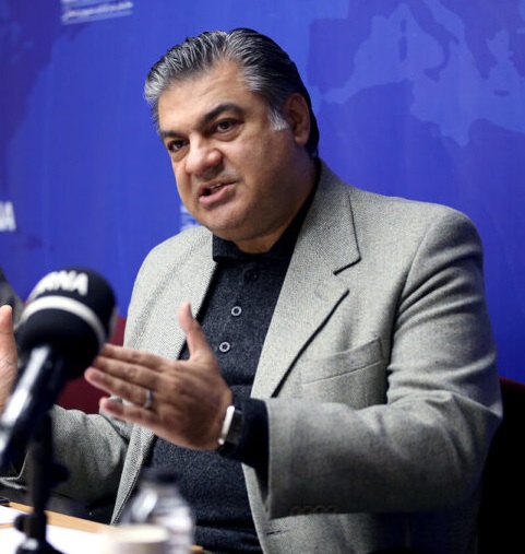 دبیر انجمن ایرانشناسی: در انتقال هویت ایرانی کوتاهی داشته‌ایم