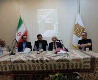 گزارش: در نقد «در طریق ادب» عنوان شد کتابی برای شناخت ادبیات ایران